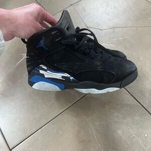 Boys Jordan Gym Shoes size 1